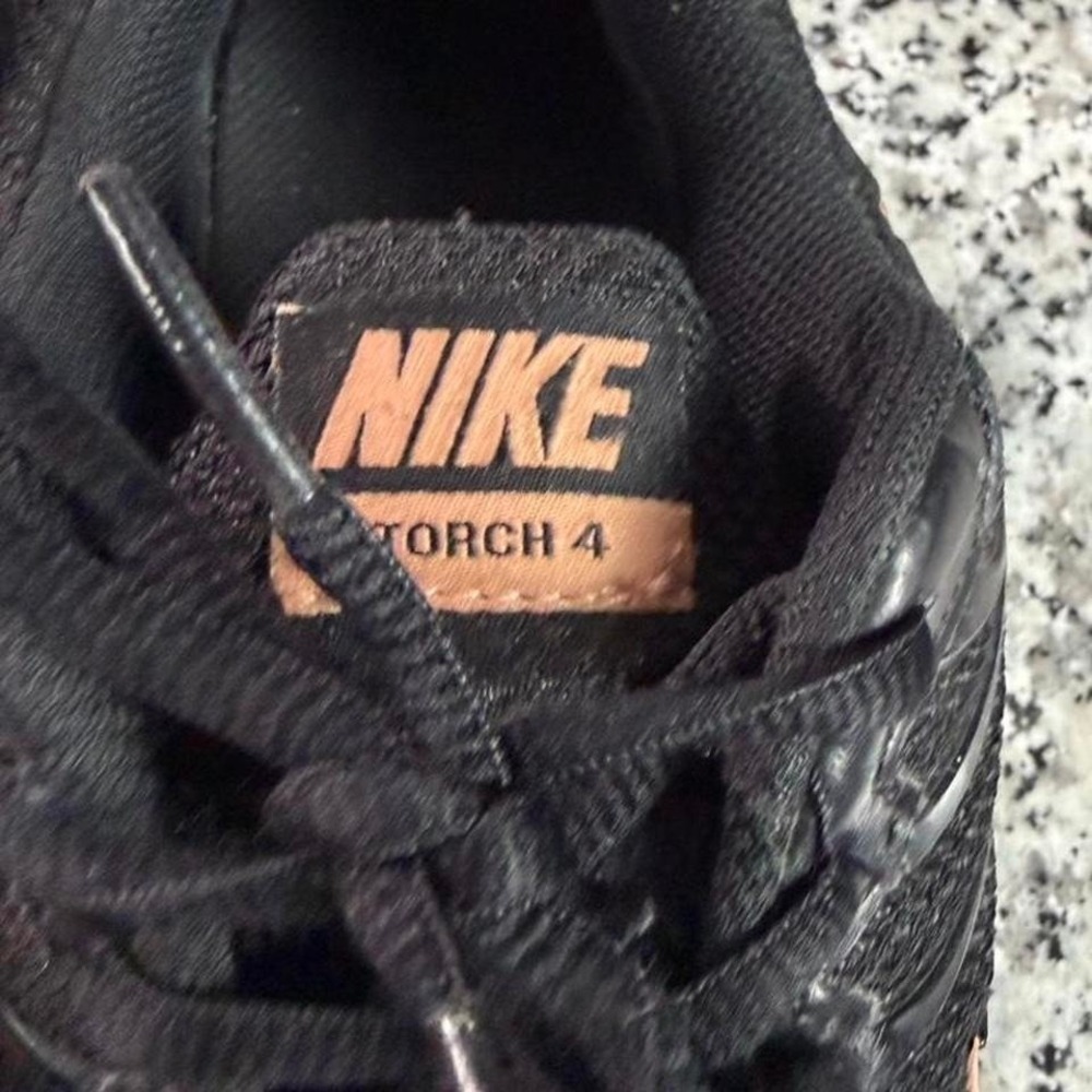 Nike Air Max Torch 4 Black Metallic Sneaker Shoe W9 343851 - Picture 6 of 7